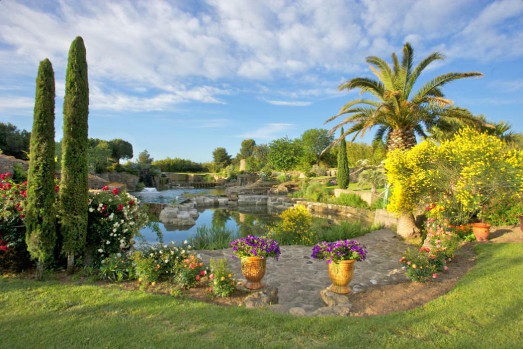 Villa Les Barons De Guers Castelnau-de-Guers Esterno foto
