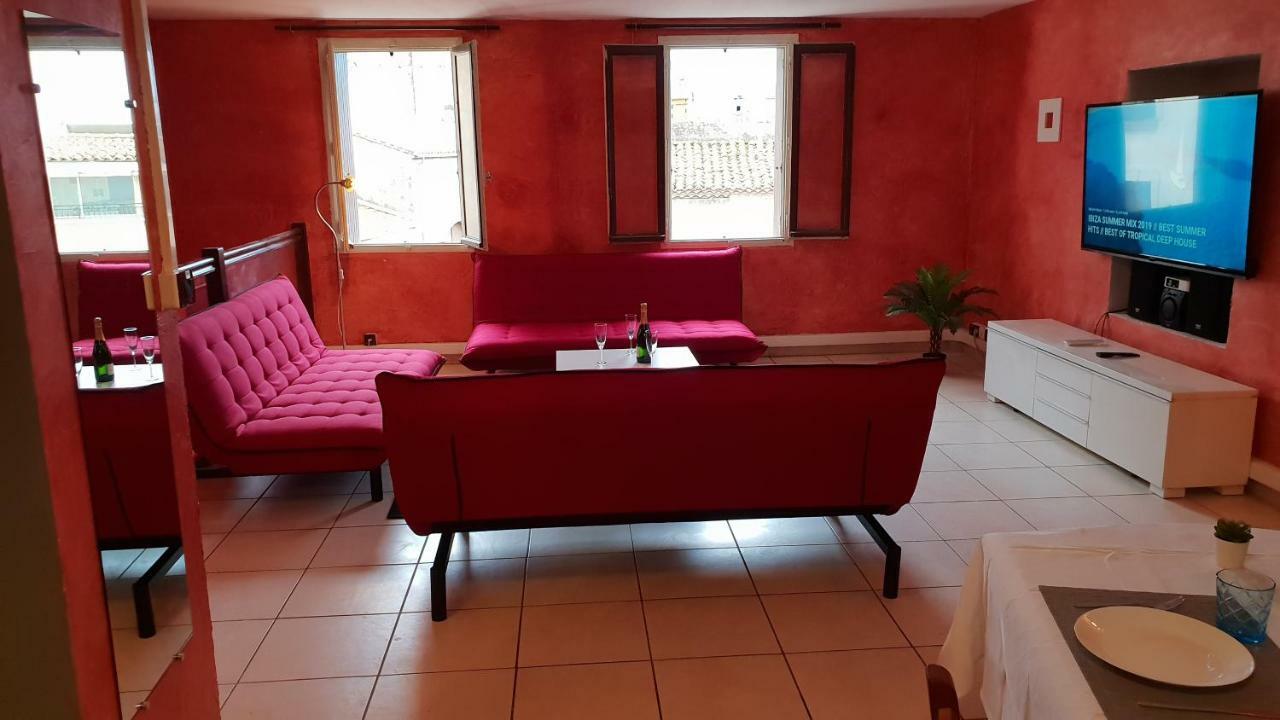 Villa Les Barons De Guers Castelnau-de-Guers Esterno foto