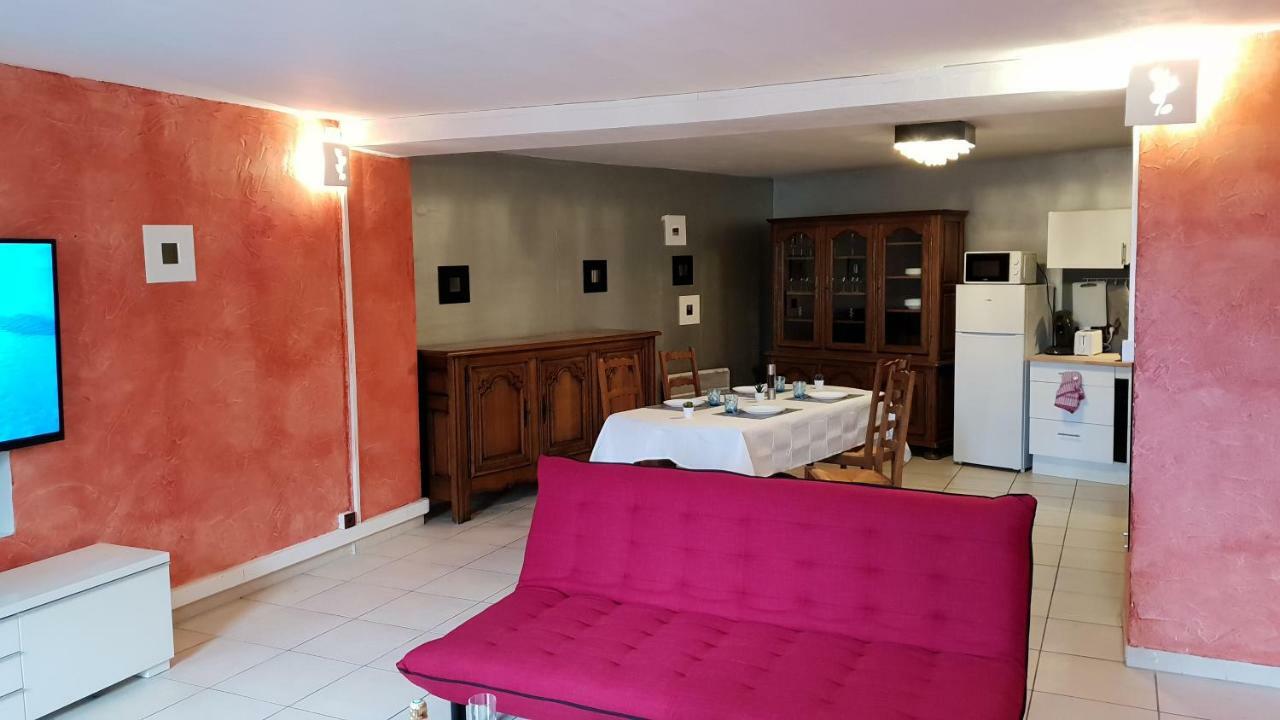 Villa Les Barons De Guers Castelnau-de-Guers Esterno foto